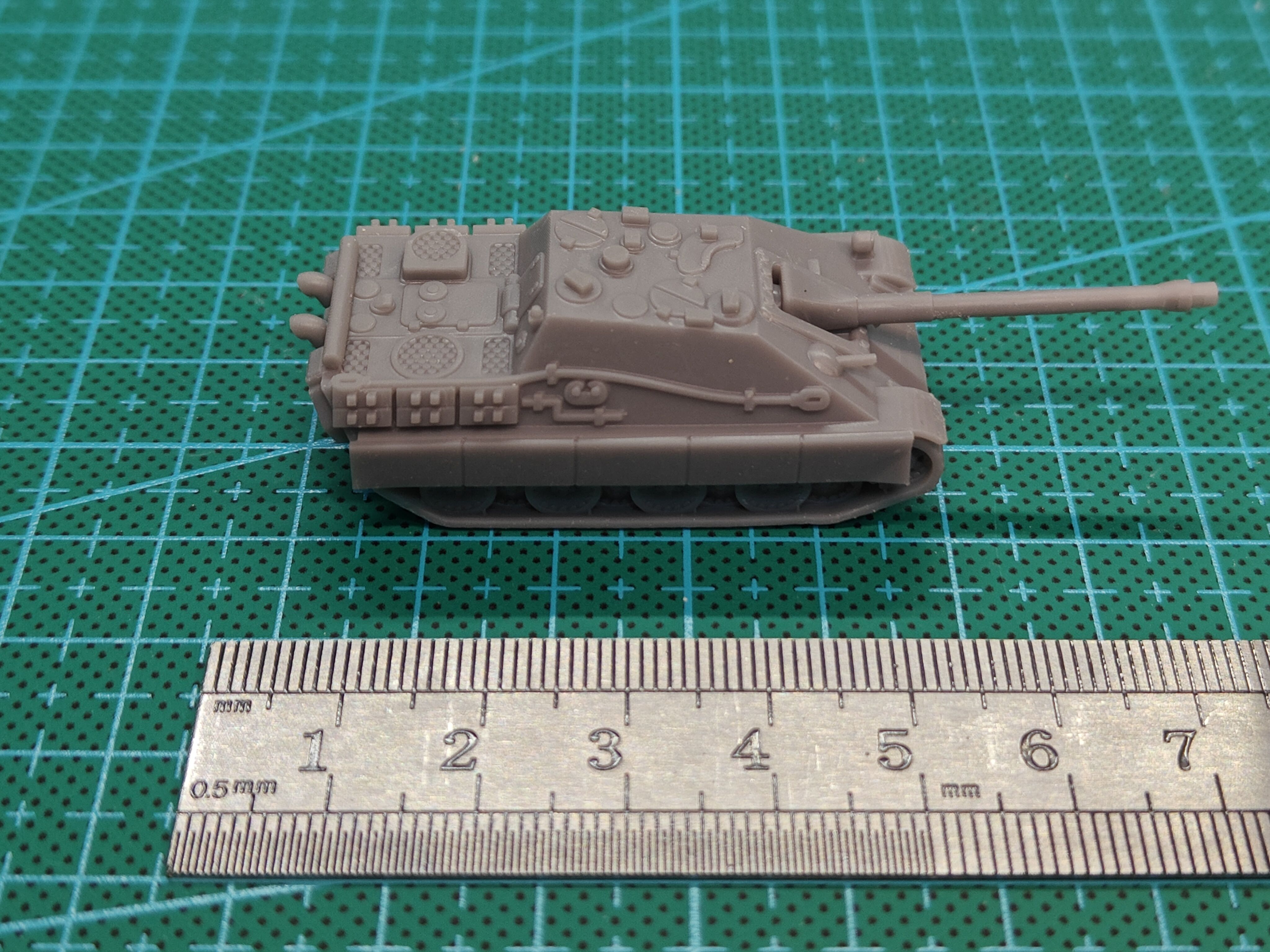 Model Kit Zvezda - 1/144 Scale Jagdpanther Tank Destroyer MODEL