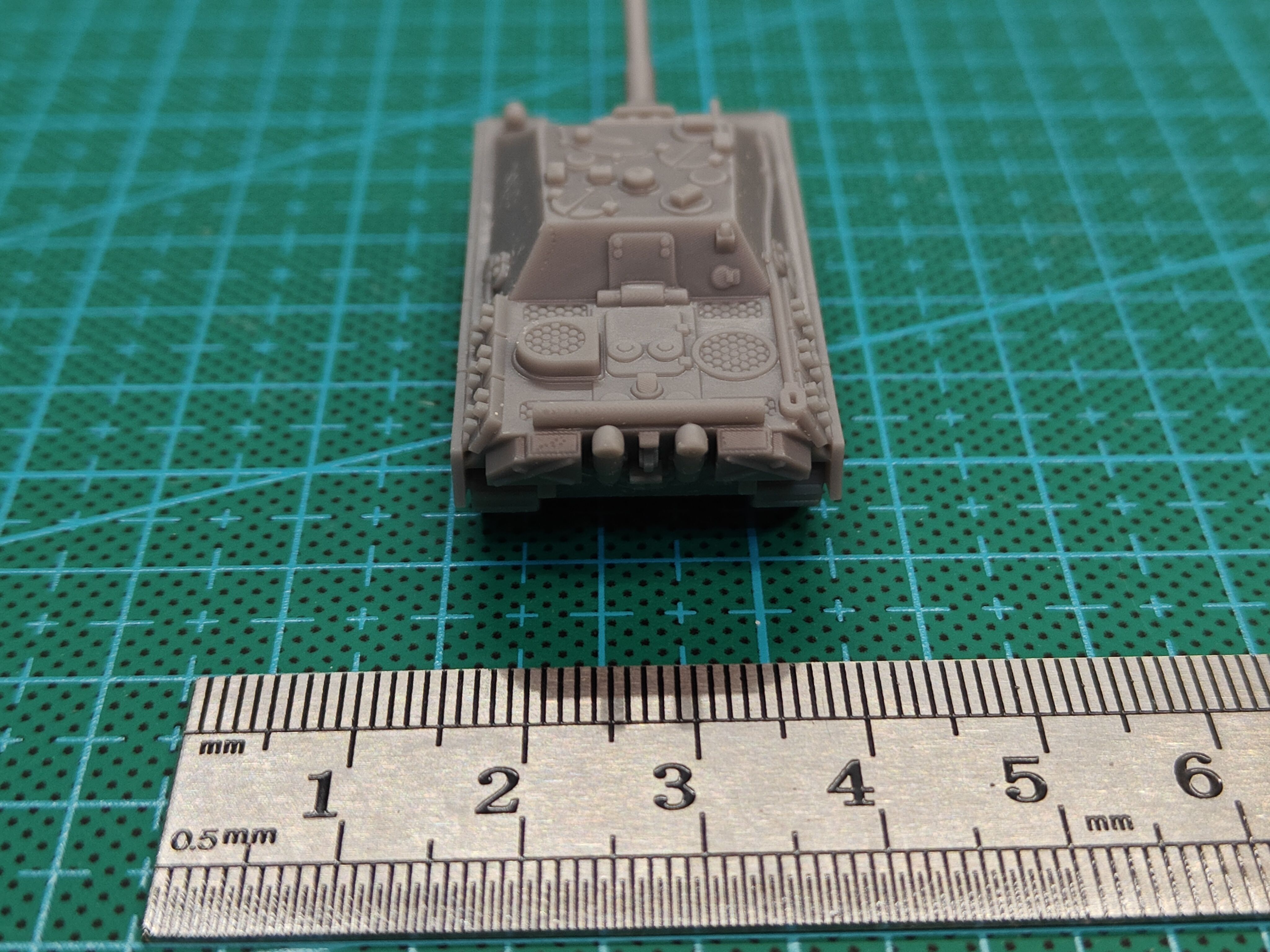 1/144 Scale Jagdpanther Tank D – Model Kit Zvezda Bewertung und Preis