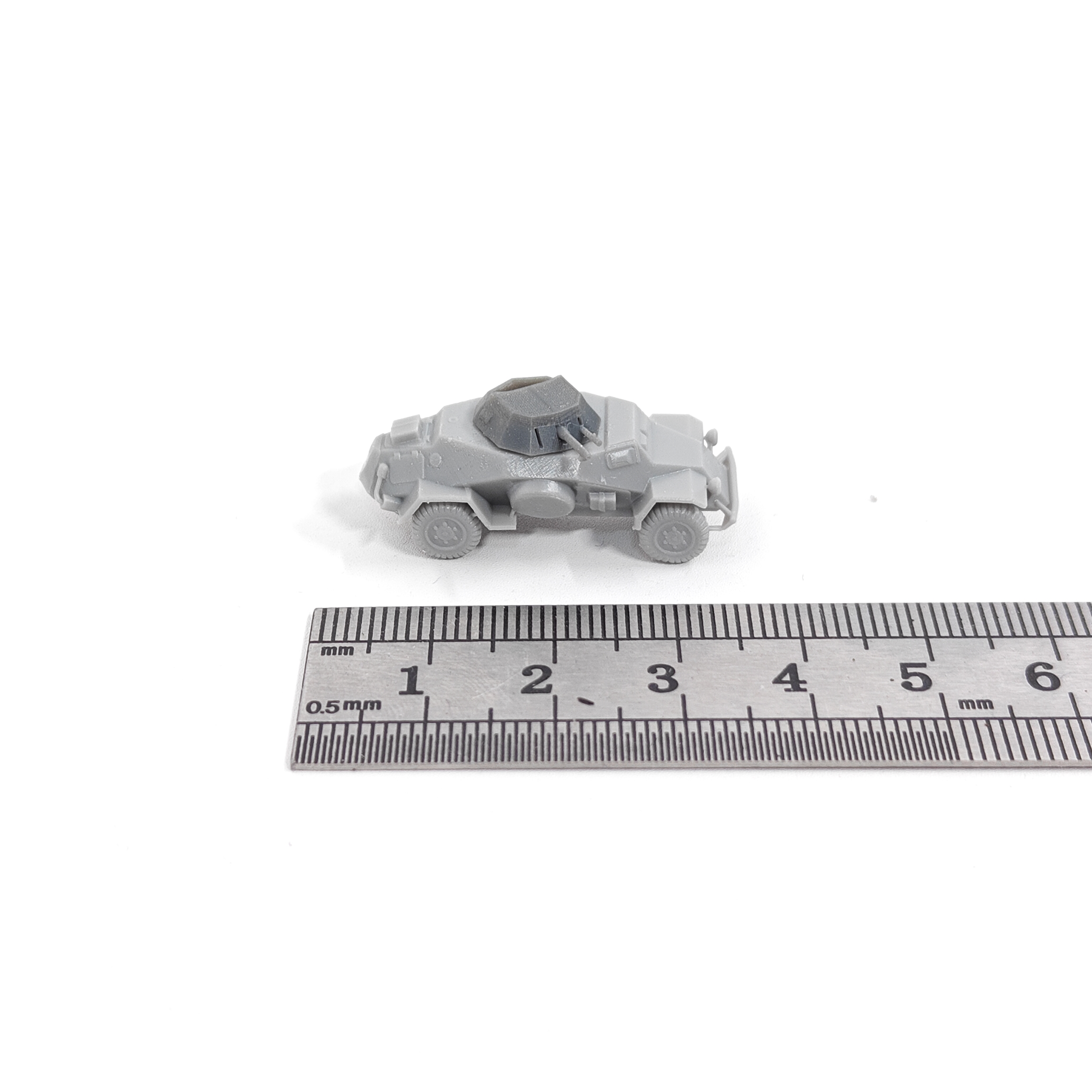 1/144 Scale Sd.Kfz.222 light a – Model Kit Zvezda Bewertung und Preis