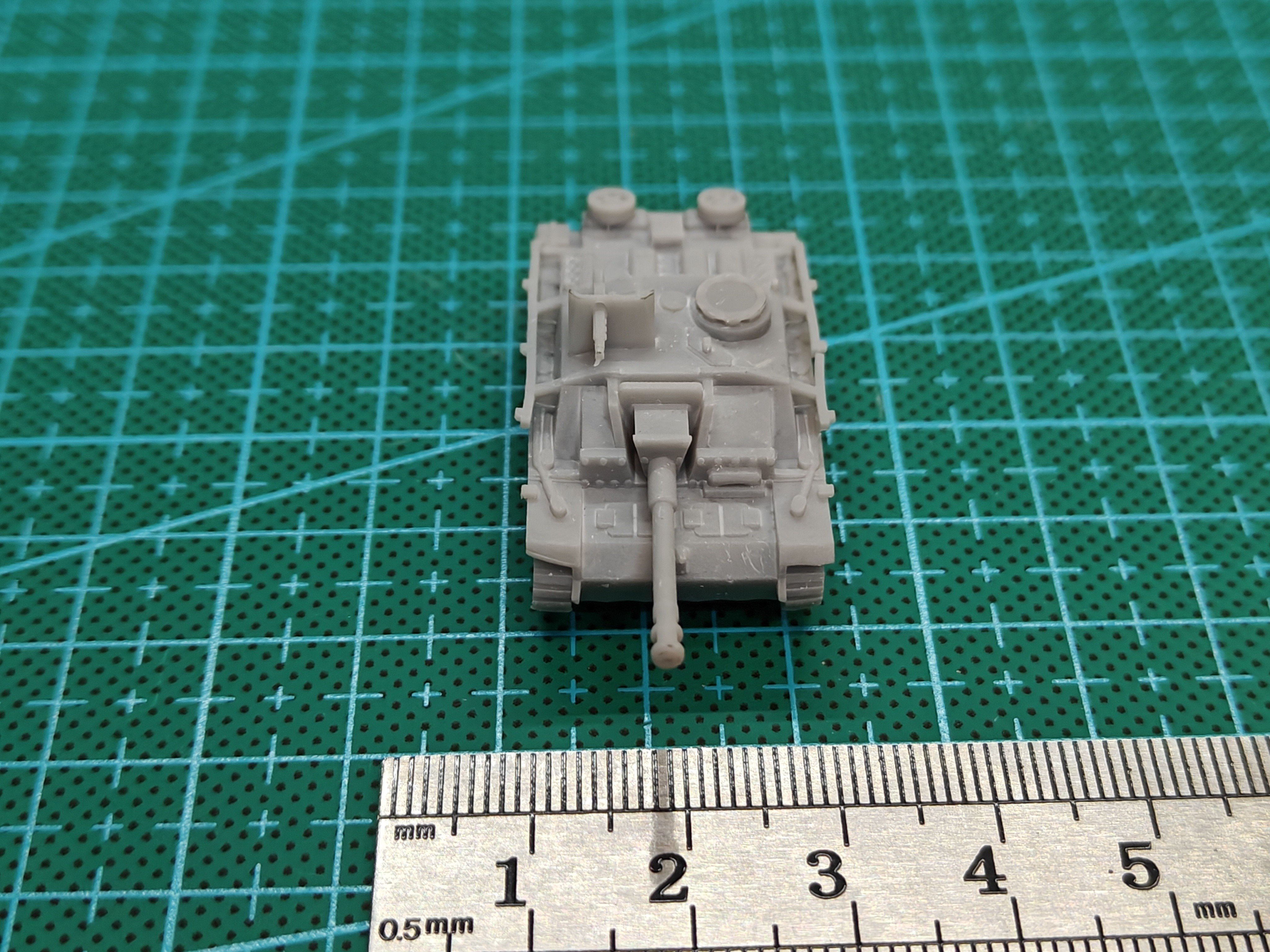 1/144 Scale Sturmgeschütz III  – Model Kit Zvezda Bewertung und Preis